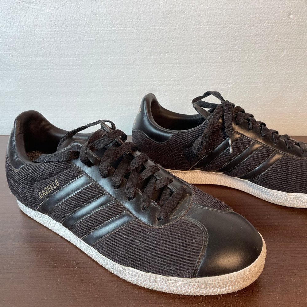 Adidas Corduroy Gazelle Sneakers , size 12